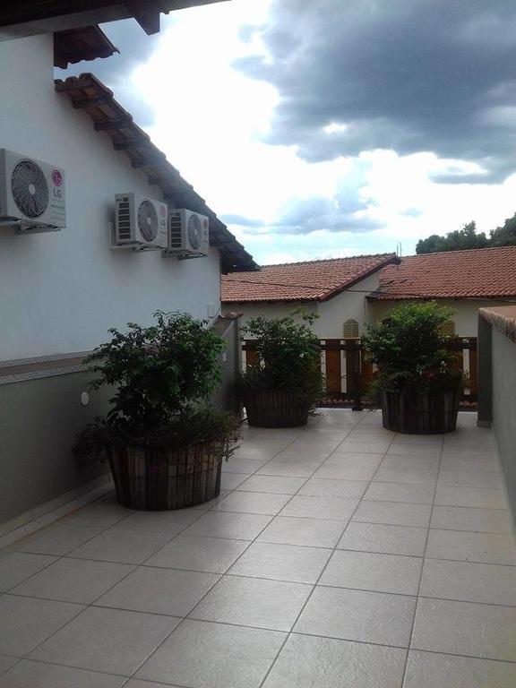 Pouso D' Braga Hotel ปิเรนนอโปลิส ภายนอก รูปภาพ