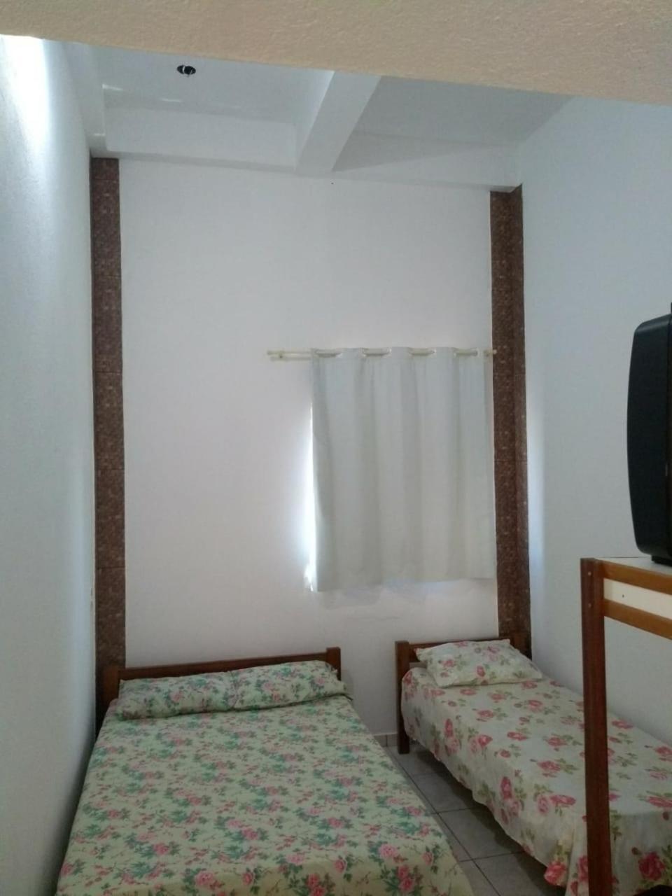 Pouso D' Braga Hotel ปิเรนนอโปลิส ภายนอก รูปภาพ